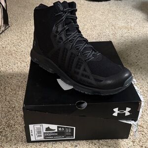 Under Armour Strikefast Mid Men's 10.5
